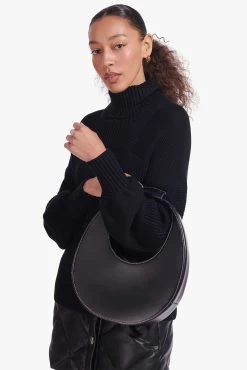 MOON BAG | BLACK -Staud Outlet Store Benny Sweater Black 00087 web