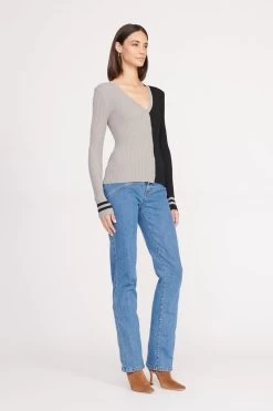 THE STAUD NFL CARGO SWEATER | LAS VEGAS RAIDERS -Staud Outlet Store CARGO SWEATER LAS VEGAS RAIDERS 0387 web