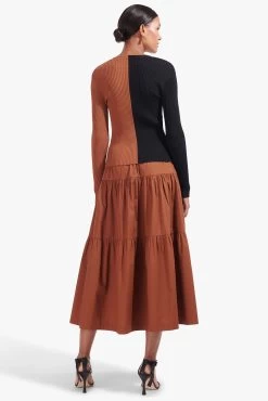 SEA SKIRT | TAN -Staud Outlet Store Cargo Sweater Tan Black Sea Skirt Tan 00942 web f5ade2aa 24fc 4ac1 95a9 a33d57ca9aed