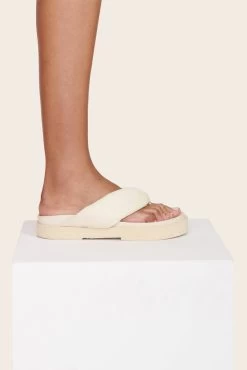 DAHLIA PLATFORM | CREAM -Staud Outlet Store DAHLIA PLATFORM CREAM 1 web