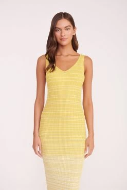 DANA DRESS | POLLEN WHITE -Staud Outlet Store DANA DRESS POLLEN WHITE CASPIAN WOVEN CREAM 01951 web 660a46bf 99df 451e 8189 4d46fd070726