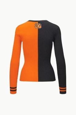 THE STAUD NFL CARGO SWEATER | CINCINNATI BENGALS -Staud Outlet Store STAUD CARGOSWEATERXNFL SWEATER CINCINNATIBENGALS FANATICS 23 ECOM 2