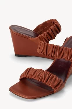 FRANKIE WEDGE | TAN 15 FRANKIE WEDGE | TAN -Staud Outlet Store STAUD FRANKIE WEDGE TAN SEASON 22 ECOM 4
