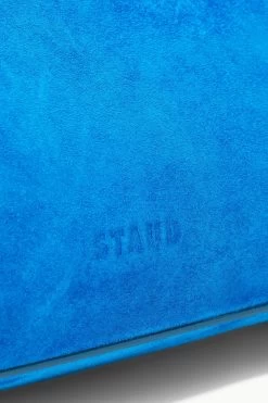 LENNON SHOULDER BAG | DIRECTOR BLUE SUEDE -Staud Outlet Store STAUD LENNON SHOULDERBAG DIRECTORBLUE FALL 23 ECOM 4 50fd4e21 62b3 4feb b42e c1cafcf62179