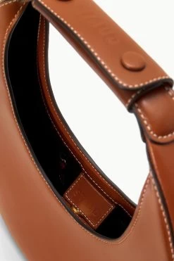 MOON BAG | SADDLE 13 MOON BAG | SADDLE -Staud Outlet Store STAUD MOONTOTE BAG TAN HOLIDAY 22 ECOM 3