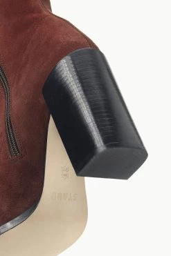 PAZ BOOT | MAHOGANY 9 PAZ BOOT | MAHOGANY -Staud Outlet Store STAUD PAZ BOOT MAHOGANY FALL 23 ECOM 4 7ffc9807 f7cf 4ff1 8b91 d26460b1be07