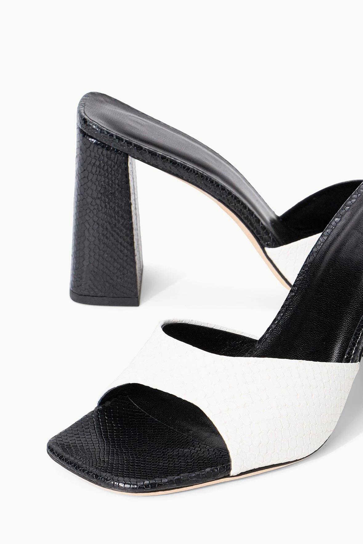 SLOANE HEEL | BLACK WHITE SNAKE EMBOSSED 7 SLOANE HEEL | BLACK WHITE SNAKE EMBOSSED - Image 7