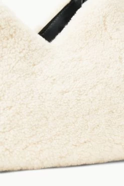 VALERIE SHOULDER BAG | CREAM BLACK -Staud Outlet Store STAUD VALERIESHOULDERBAG CREAMBLACK ECOM 4