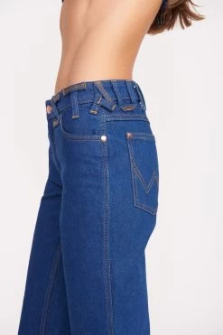 STAUD + WRANGLER THE BIKINI JEAN | DARK RINSE 14 STAUD + WRANGLER THE BIKINI JEAN | DARK RINSE -Staud Outlet Store Wrangler 0690 web