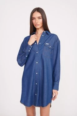 STAUD + WRANGLER THE OVERSIZED WESTERN | DARK RINSE -Staud Outlet Store Wrangler 1113 web