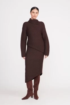 CANTILEVER SKIRT | DARK CHOCOLATE