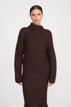 CANTILEVER SKIRT | DARK CHOCOLATE 9 CANTILEVER SKIRT | DARK CHOCOLATE -Staud Outlet Store engrave sweater dark chocolate 7 3bdf4de4 a0dc 4cc4 92e8 9aef53f17085