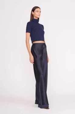 LILOU SWEATER | NAVY -Staud Outlet Store lilou top navy 11 bc29b3aa 1f42 4c66 a6ec 5f4c1e12ee76