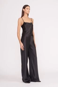 MILES REVERSIBLE TOP | BLACK 8 MILES REVERSIBLE TOP | BLACK -Staud Outlet Store miles top black 13 e537d4cc 3c7d 4d31 a4c9 3329f1c328d1