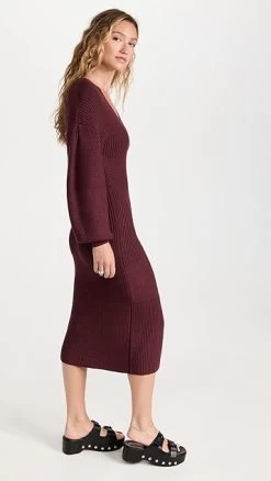 STAUD Carnation Dress -Staud Outlet Store staud3133711780 1660596492515 2 1. UX357 QL90